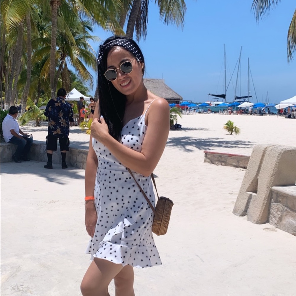 Meet your Posher, Alexis